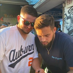 Meet your Posher, Cole